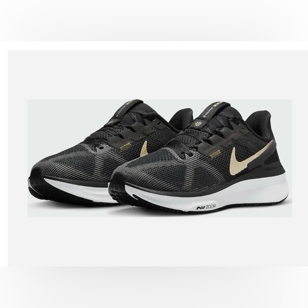 Nike Women's Structure 25 Running Shoes (10 NWT)